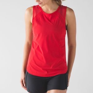 Lululemon red Sculpt tank!